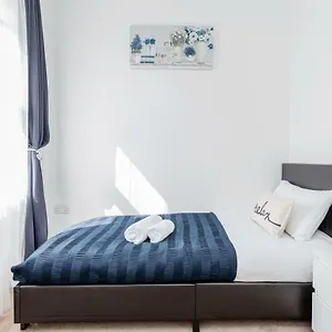 Apartment Serviced /excel/ Olympic City/ O2 Arena, London